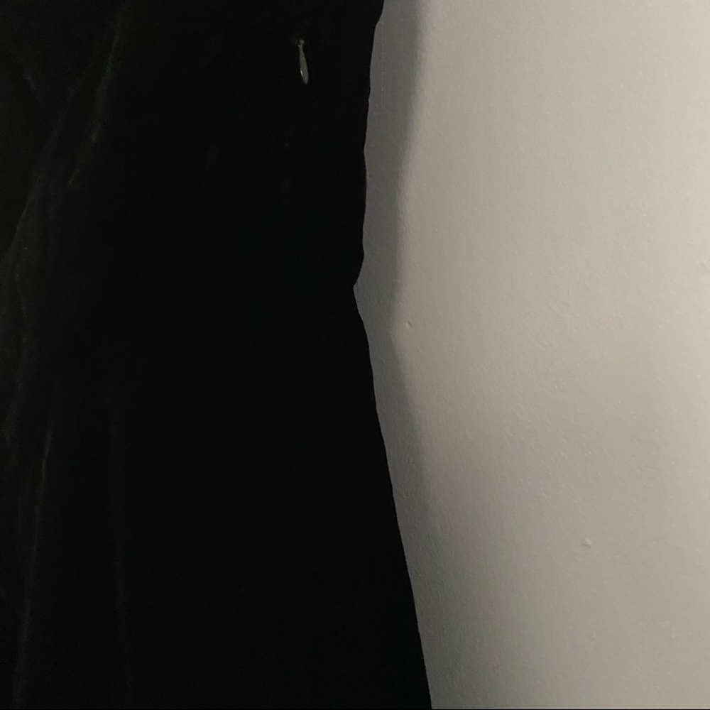 0038 - Black Velvet, Derek Lamb 10 Crosby - Picture 5 of 6